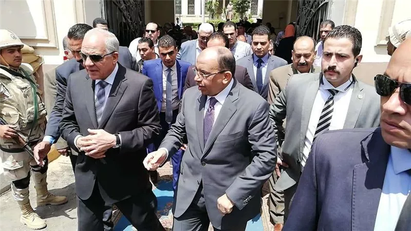 بالصور.. وزير التنمية المحلية ومحافظ الجيزة يتفقدان لجنة المتحف الزراعي