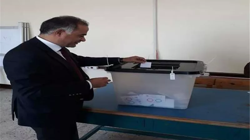 سليمان وهدان يدلي بصوته في الاستفتاء على التعديلات الدستورية ببورسعيد