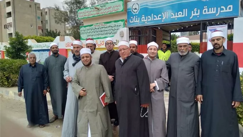 أئمة أوقاف بئر العبد يدلون بأصواتهم في الاستفتاء على التعديلات الدستورية