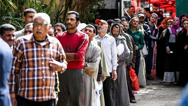 القاهرة تنهى اليوم الأول للاستحقاق الدستورى وسط أجواء احتفالية