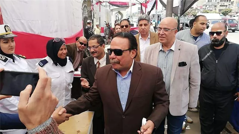 بالصور.. جبالي المراغي يتابع سير العملية الانتخابية بالجامعة العمالية