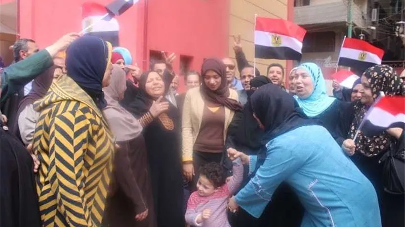 جولة تفقدية لنائب محافظ القليوبية بمدرسة بلال بن رباح لمتابعة سير الاستفتاء