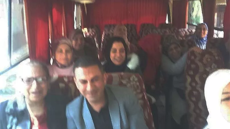 العاملون بالتأمين الصحي ببورسعيد يشاركون في التصويت على تعديل الدستور
