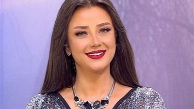 رضوى الشربيني تهنئ مصطفي شعبان بمناسبة مسلسل 