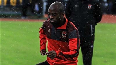 جيرالدو ينتظم في تدريبات الأهلي الجماعية