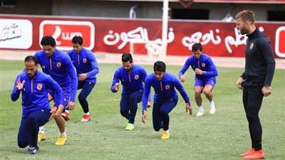 الأهلي يتدرب على العرضيات وتقسيمة قوية قبل مباراة النجوم