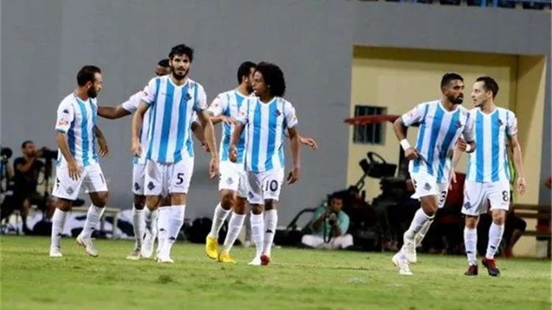 طاقم روماني لإدارة مباراة بيراميدز والمصري