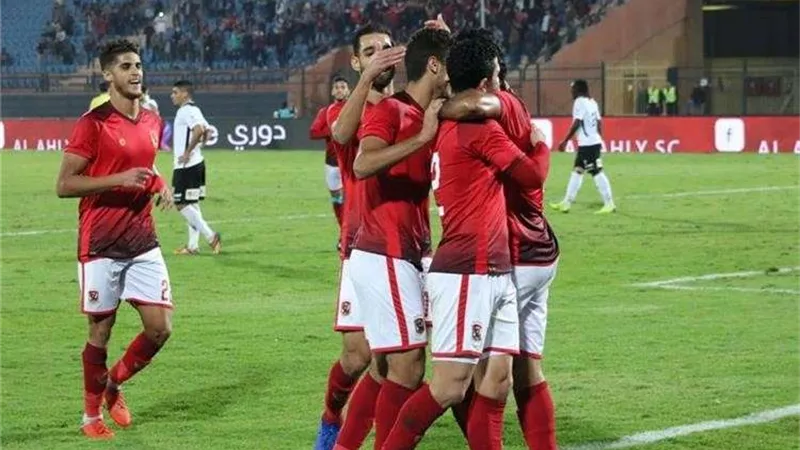 لاسارتي يعلن تشكيل الأهلي أمام النجوم