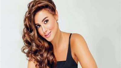 شاهد..ياسمين صبري تسخر من حلقه فيفي عبده مع رامز جلال