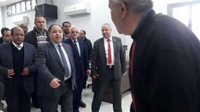 وزير المالية يستثني بعض الجهات الحكومية من الدفع الإلكتروني
