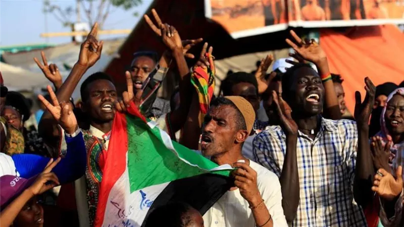 وزارة الخارجية: إرسال  25 طنًا من الأدوية للسودان