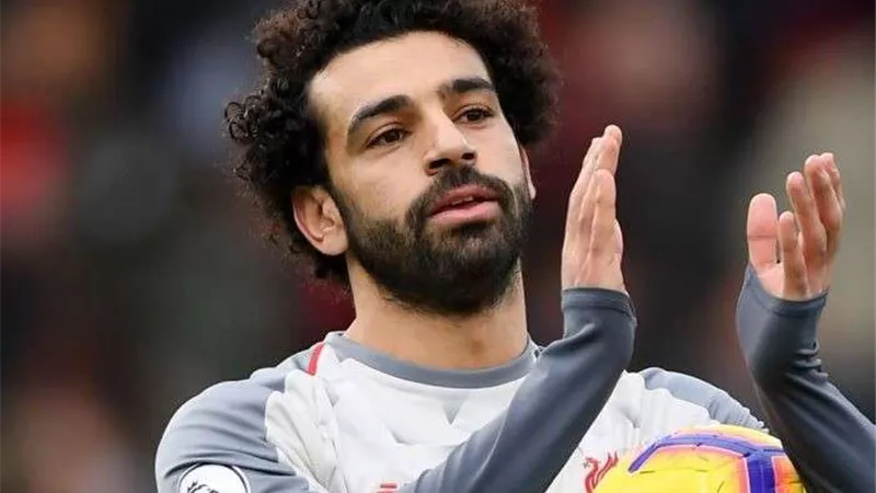 محمد صلاح ينافس ماني وأجويرو على جائزة الأفضل في البريميرليج