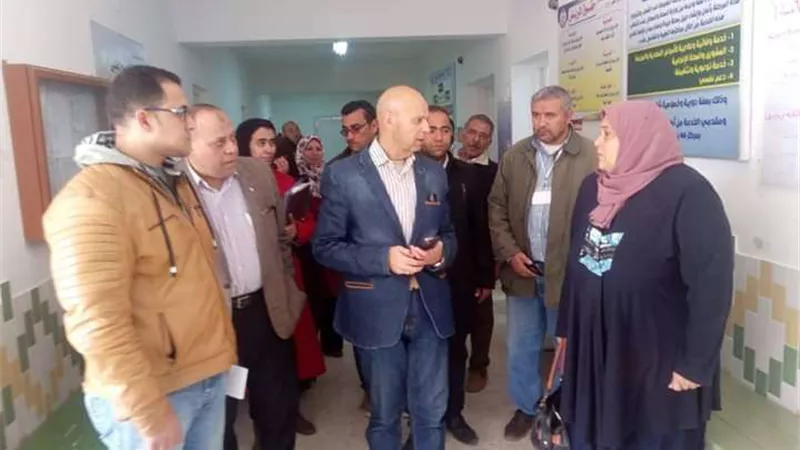 استمرار الحملات المكثفة على مصانع الأغذية بقيادة وكيل صحة الشرقية