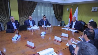 تفاصيل اجتماع وزير النقل مع رئيس هيئة السكك الحديد
