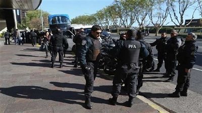 تشديد الإجراءات الأمنية في قصر الرئاسة الأرجنتيني بعد تهديد بوجود قنبلة