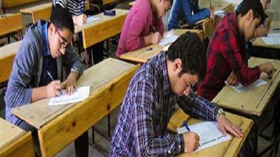 79 ألف طالب وطالبة يؤدون امتحانات الدبلومات الفنية بالشرقية.. غدًا