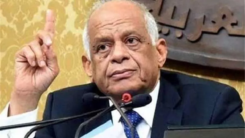 عبد العال يرفع الجلسات العامة حتى 9 يونيو المقبل
