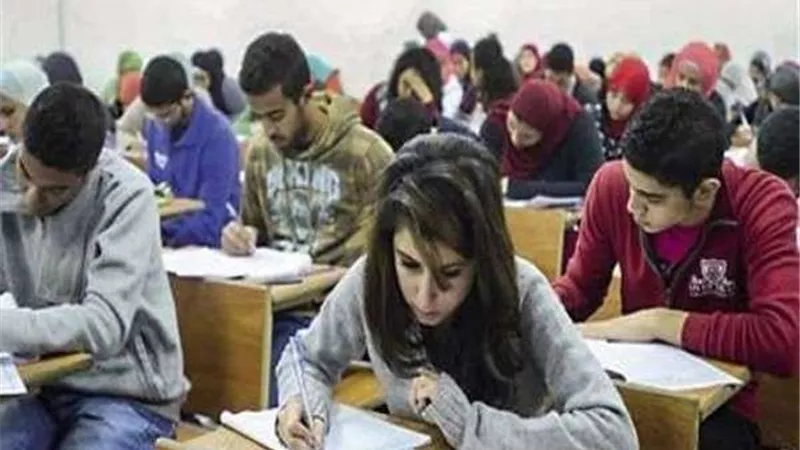 لطلاب الامتحانات.. 4 مخاطر للسهر وقلة النوم