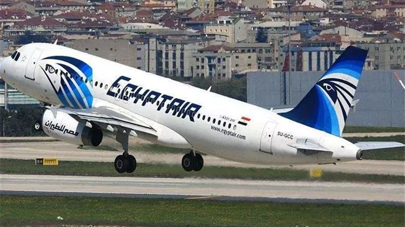 اليوم.. مصر للطيران تجري 17 رحلة جوية إلى السعودية لنقل المعتمرين