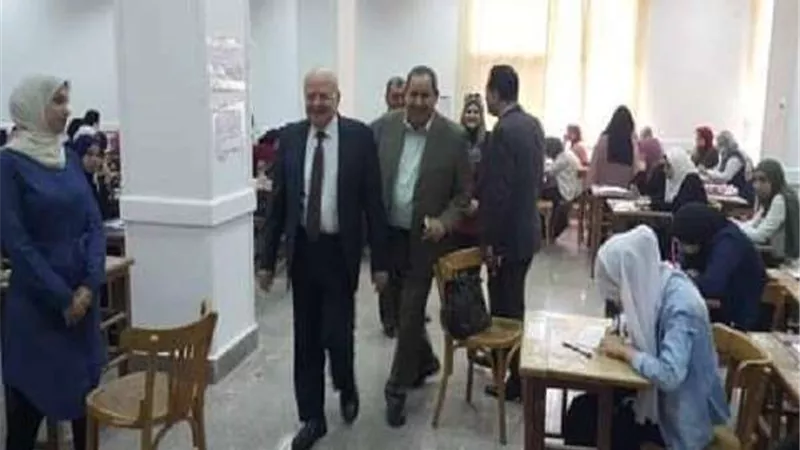 رئيس جامعة الزقازيق: تراجع حالات الغش لتعدد نماذج الامتحانات