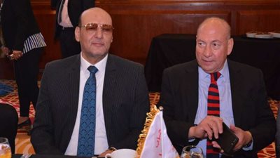 رئيس 