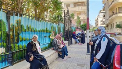 أولياء أمور طلاب 