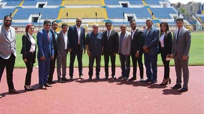 بالصور.. رئيس الوزراء ووزير الرياضة وأبو ريدة يتفقدوا استاد الإسماعيلية