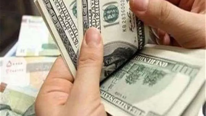 بعد تراجعه 19 قرشا في أسبوعين.. تعرف على آخر سعر لـ الدولار في البنوك