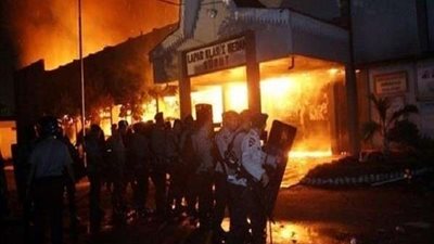 الشرطة الإندونيسية تعتقل 20 شخصًا في أعمال شغب