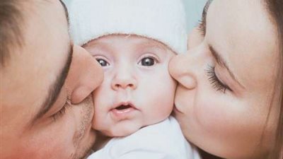 دراسة تحذر الرجال من الإنجاب بعد هذا السن