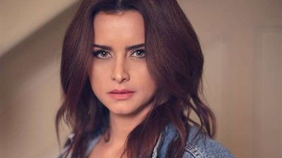 شاهد.. جلسة تصوير باللون الأصفر تهدد انفصال نور عن زوجها