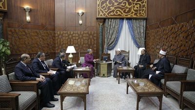 شيخ الأزهر يستقبل وفد الكنيسة الأسقفية للتهنئة بعيد الفطر