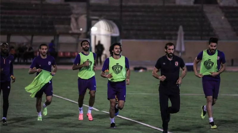 الأهلي يواصل تدريباته على ملعب التتش