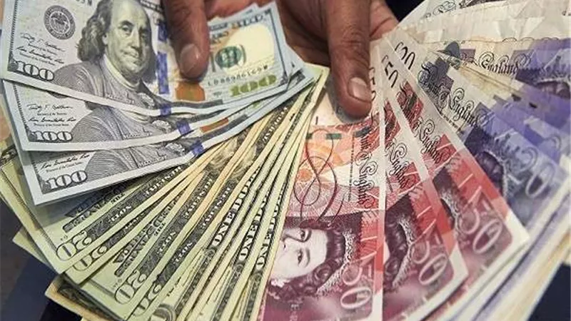 استقرار أسعار العملات اليوم الثلاثاء.. والدولار يسجل 16.76 جنيهًا