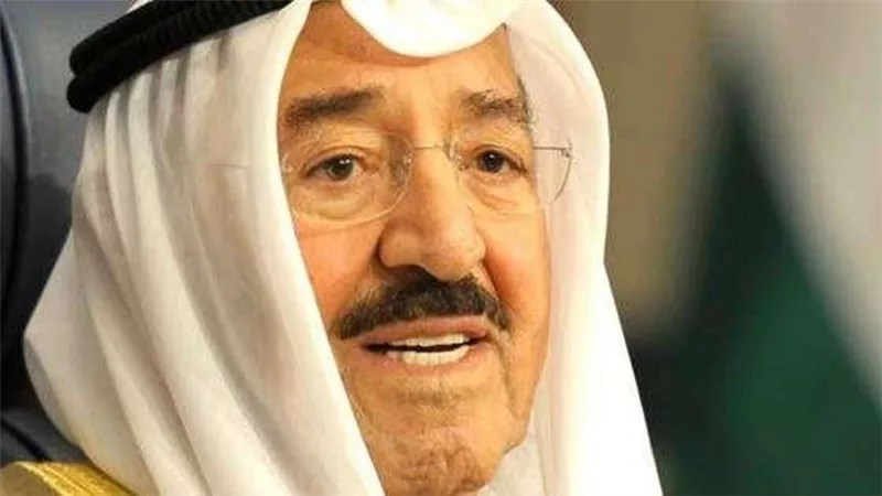 أمير الكويت يعزي إمبراطور اليابان في ضحايا حادث الطعن