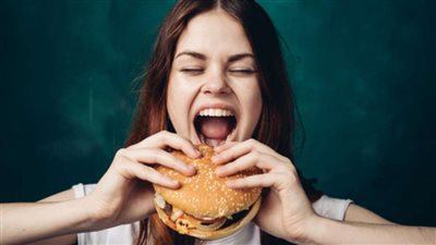 5 مشاكل صحية تؤدي للشعور بالجوع طوال الوقت