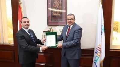 بالصور