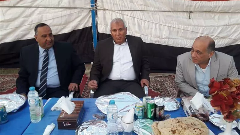 محافظ الوادي الجديد يشارك أفراد الشرطة الإفطار الجماعي