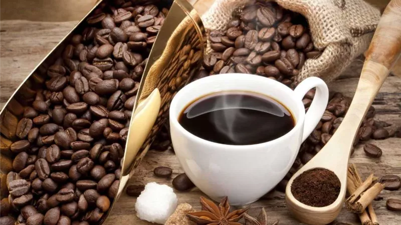 دراسة بريطانية: أكثر من 5 أكواب قهوة يوميًا أمن لصحة القلب