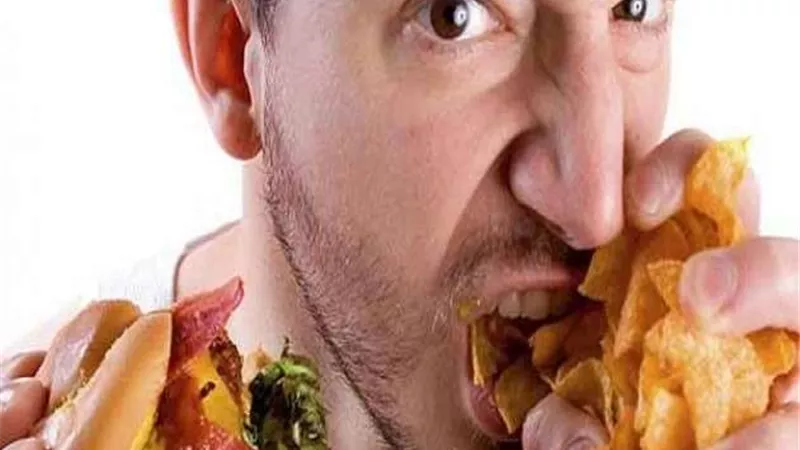 بعد رمضان.. نصائح تجنبك مشاكل الجهاز الهضمي نتيجة اختلاف الأنظمة الغذائية