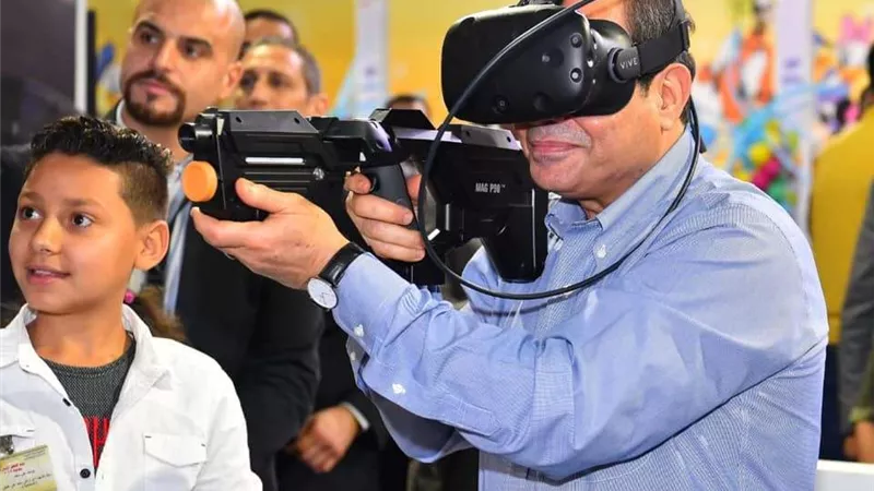 بالصور.. لقطات إنسانية للرئيس أثناء الاحتفال مع أسر الشهداء بعيد الفطر