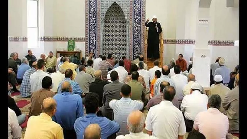 تعرف على توقيت صلاة اليوم الجمعة