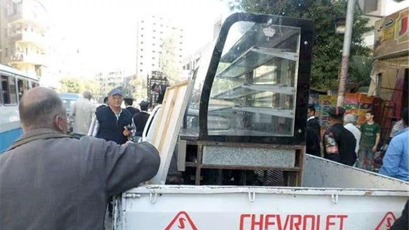 حملات لإزالة الأشغالات بمدن ومراكز محافظة البحيرة