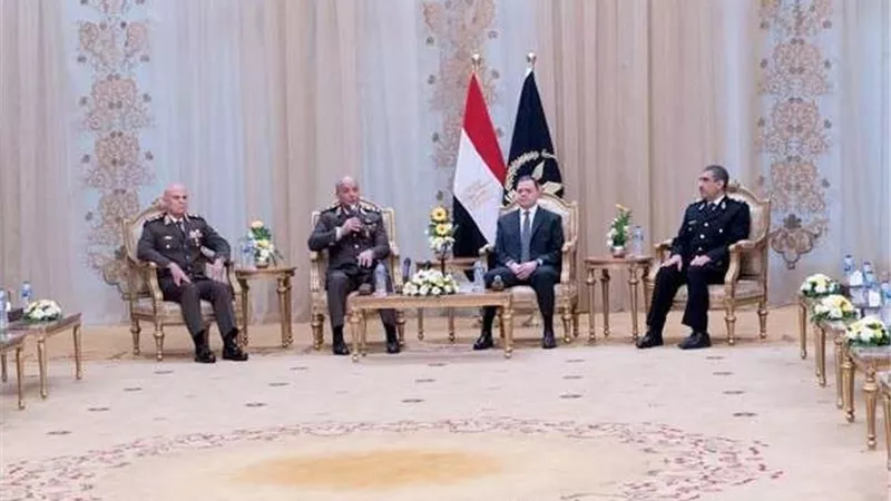 وزير الداخلية يستقبل وزير الدفاع للاحتفال بعيد الشرطة