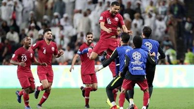 معلق 