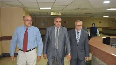 المحرصاوي يتابع سير الامتحانات بكليات جامعة الأزهر بالقاهرة والأقاليم