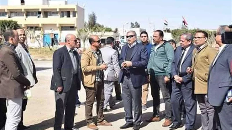 محافظ المنيا يتابع العمل بعدد من المشروعات الإنتاجية بسمالوط