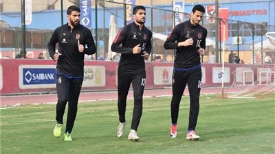 الجونة يطالب بضم مدافع الأهلي