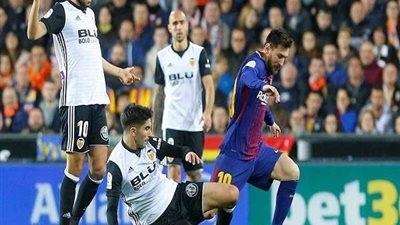 برشلونة يتعادل أمام فالنسيا بهدفين في الدوري الإسباني