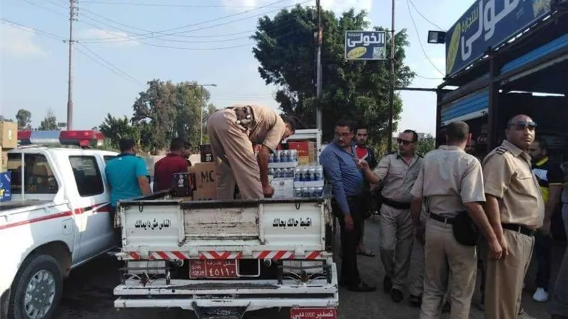 3120 زجاجة كانز.. ضبط صاحب محل بقالة يبيع مشروبات كحولية